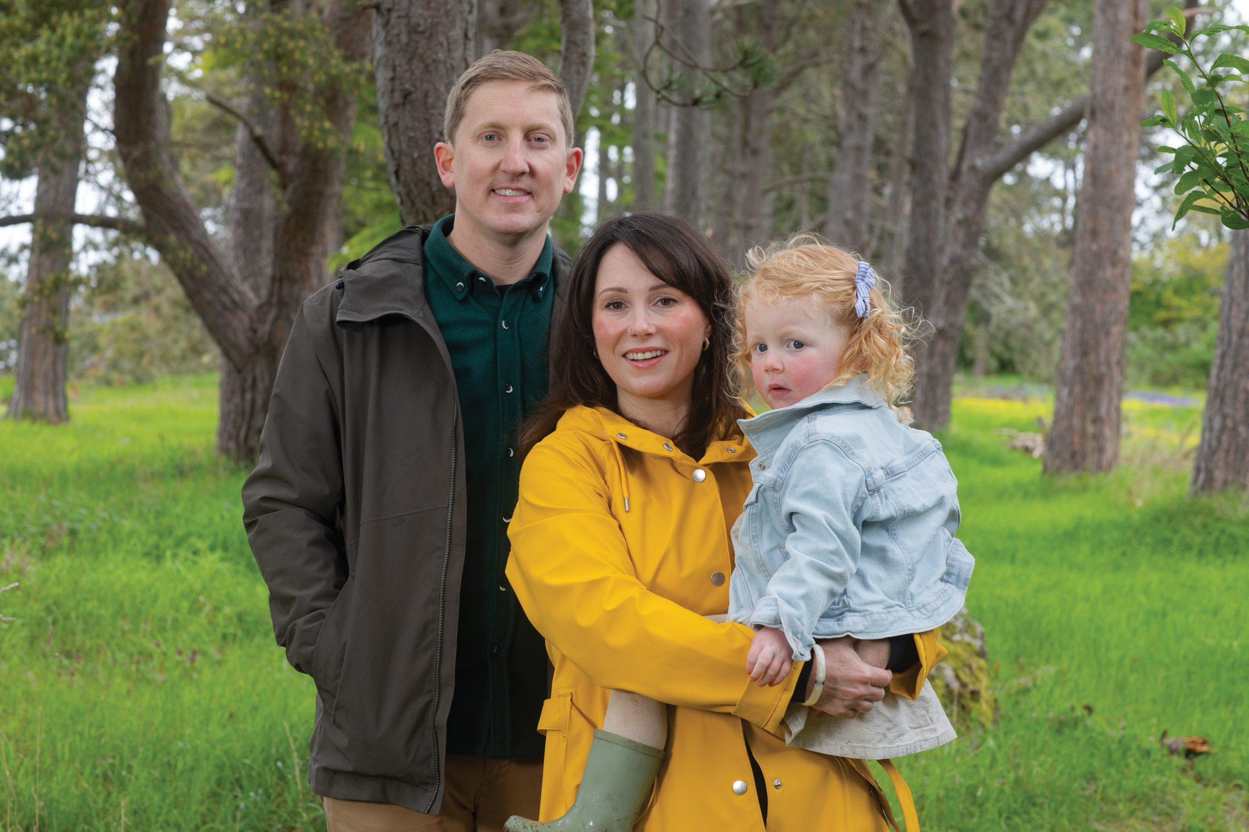 Family photo representing the Gadsden Initiative. 