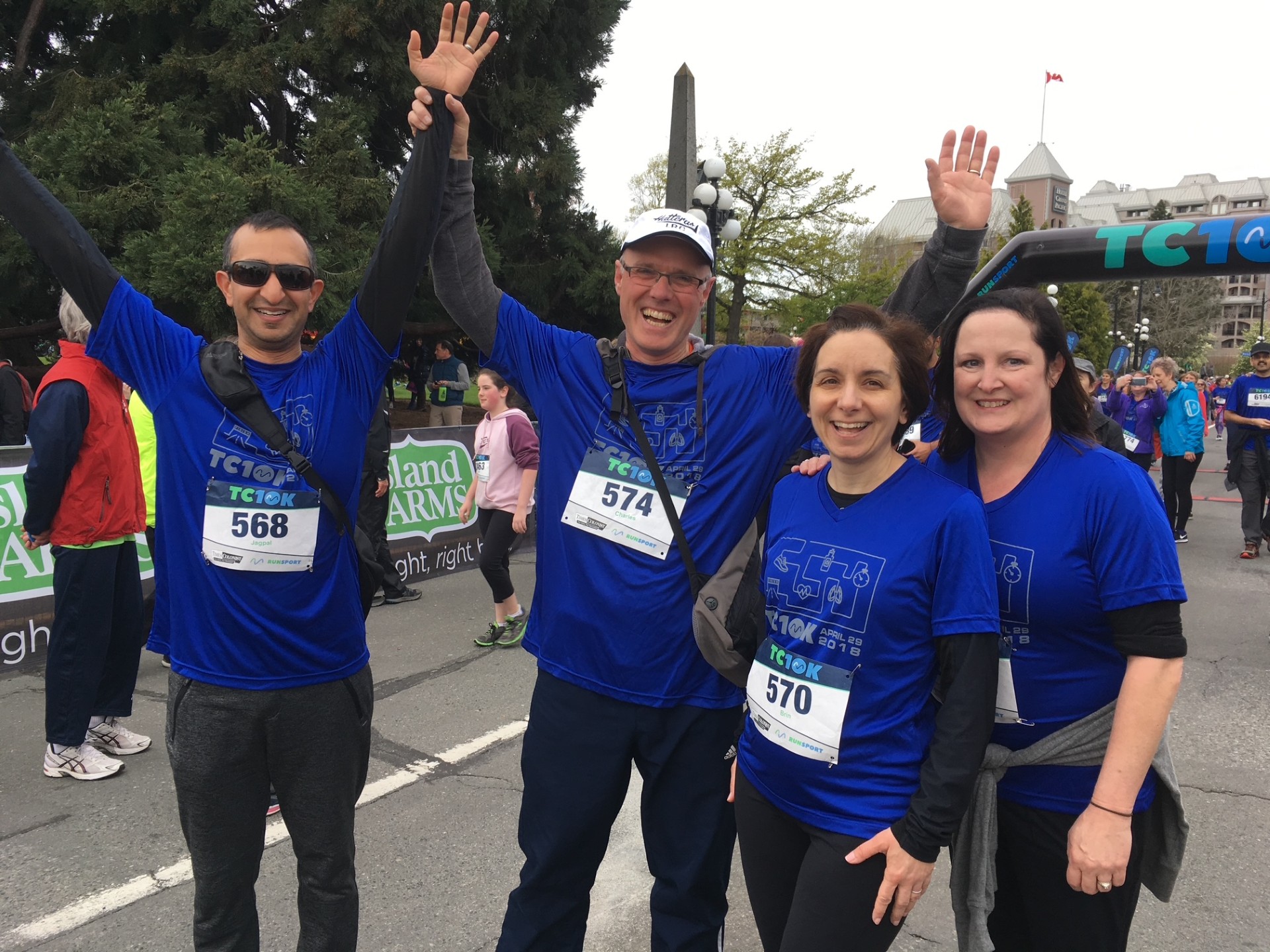 Brin Morgan and Natasha Benn (far right) with members of Victoria Foundation's 2018 TC10K team.