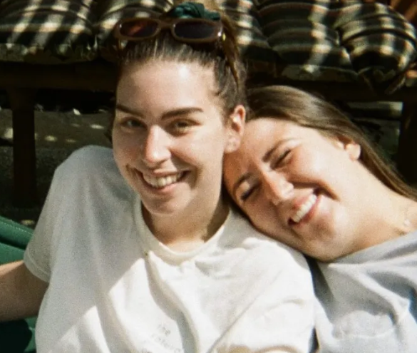 Katrina Kelly and her friend, Sarah Williams, who tragically passed from pancreatic cancer.